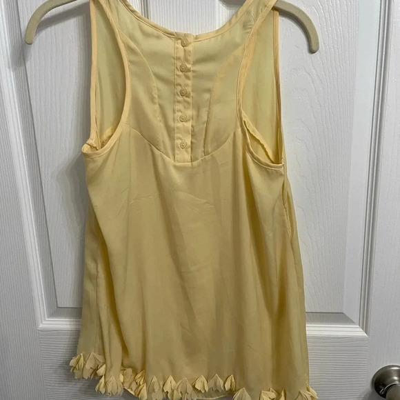 Esley (Anthropologie) Ruffle Fringe Bottom Tank Shirt Top Small Light Yellow - Picture 5 of 5